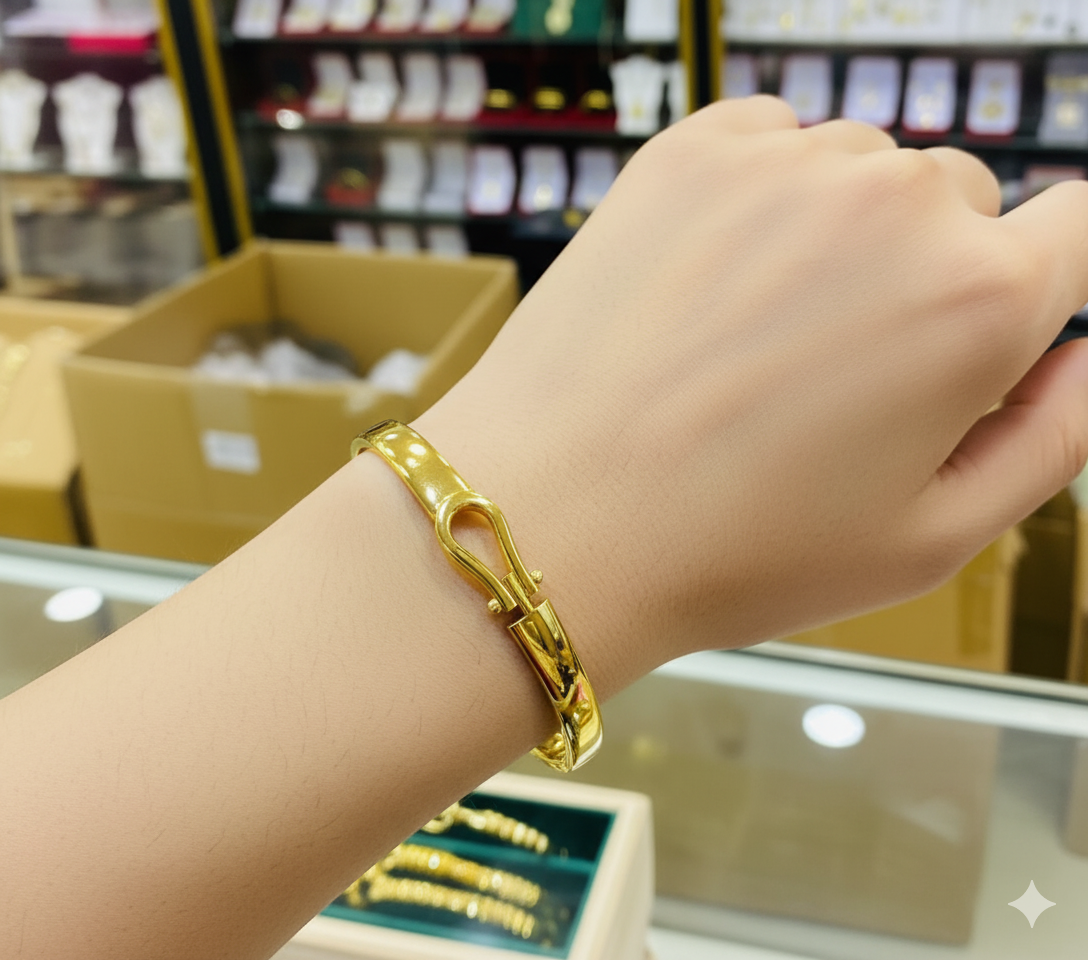 Bracelet R
